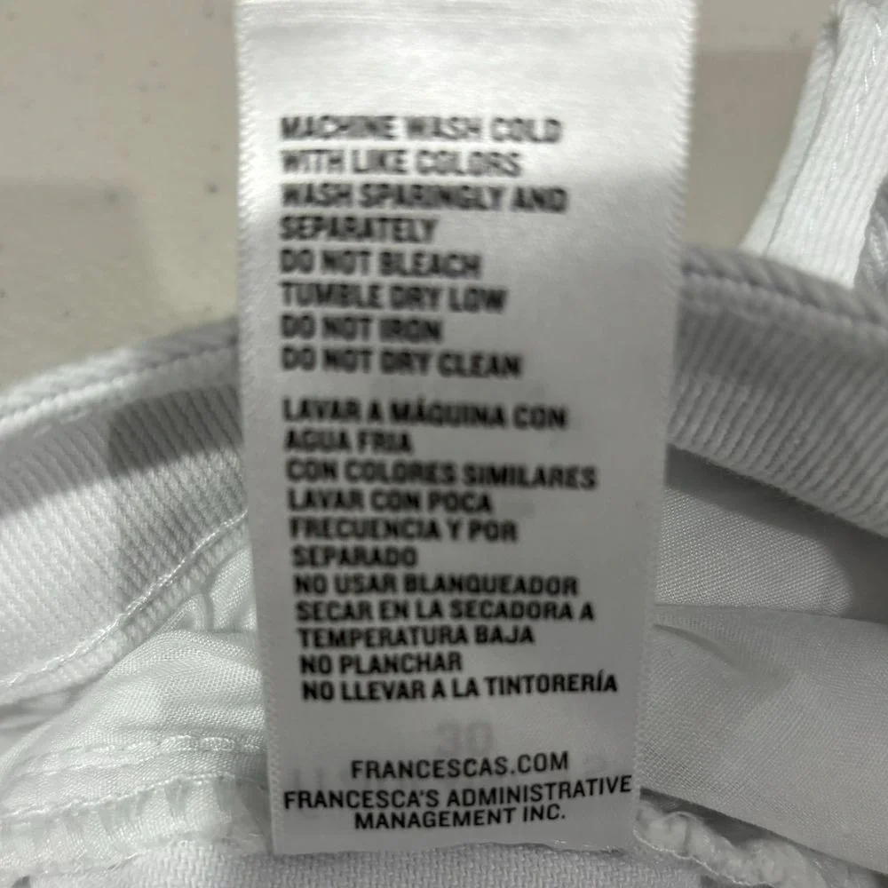 Harper Heritage White Distressed Jean Shorts Size 30‎ Francesca's
